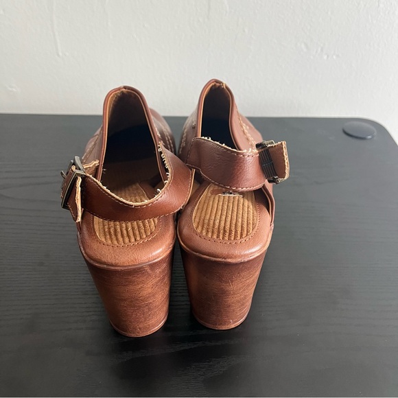 b.o.c. By Born Cecilia Women Slingback Platform Round Clog Brown Size 8 Boho - Picture 4 of 6